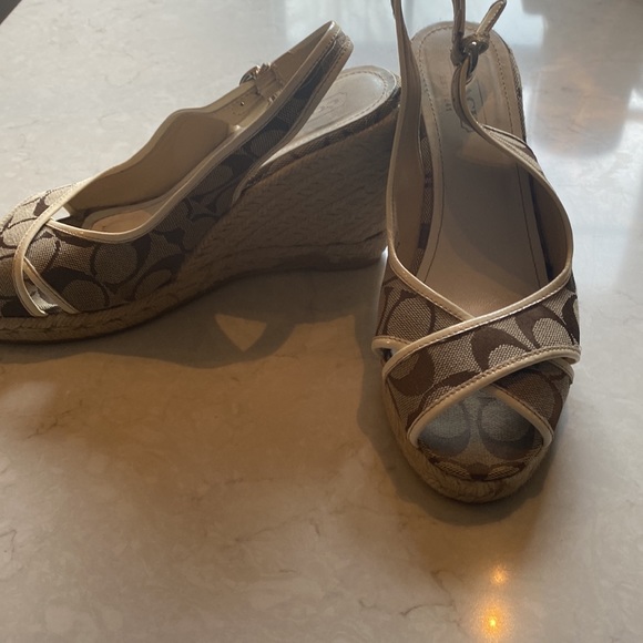 Coach espadrille style wedge sandals - Picture 6 of 6